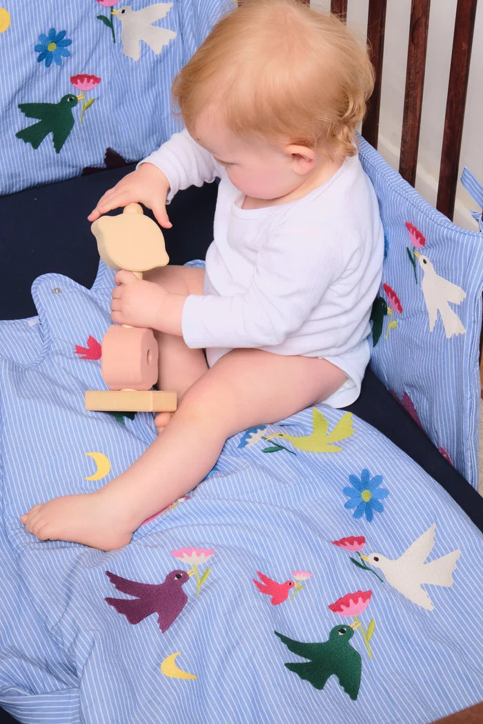 Babyslaapzak met geborduurde vogels (0–6 maanden)