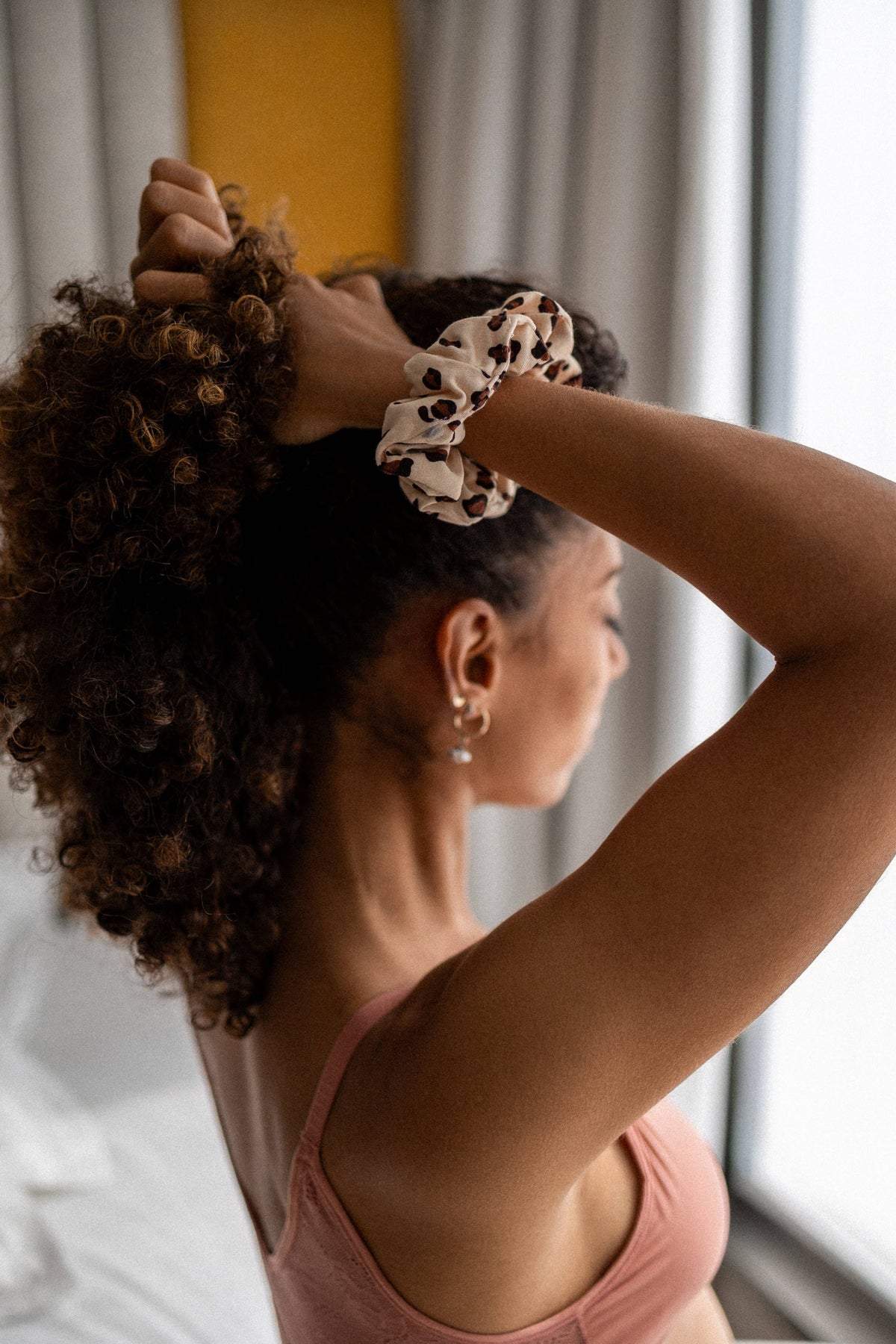 Graou Leopard Scrunchie