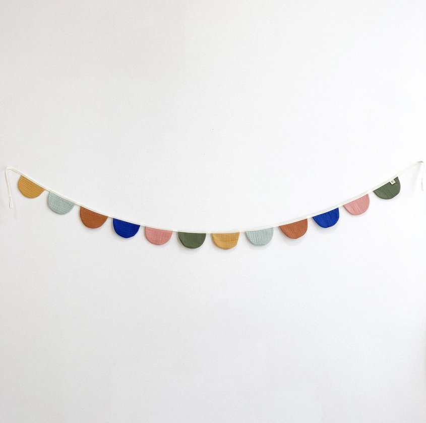 Colorful organic cotton banner by Monocrom