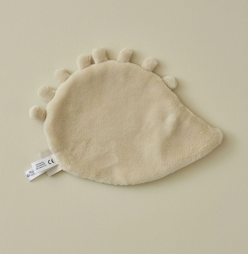 Hedgehog-shaped comforter