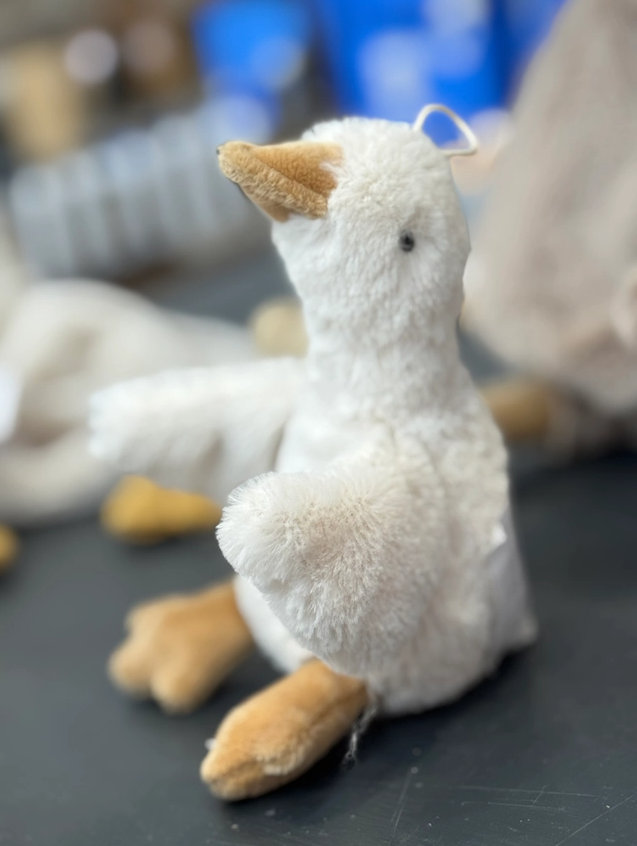 Plush goose toy