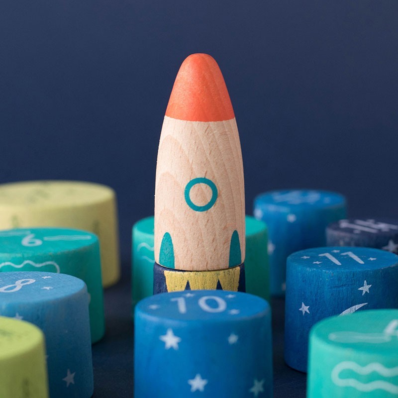 Wooden toy - up to the stars