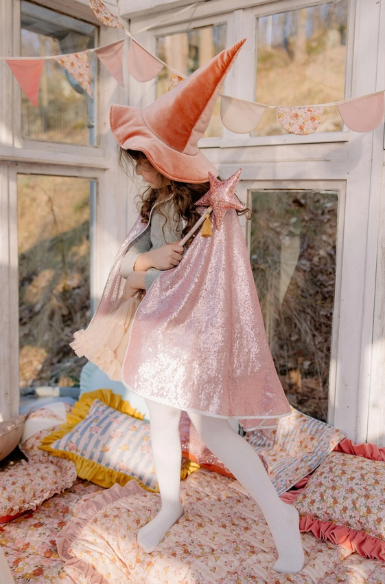 floral children interior