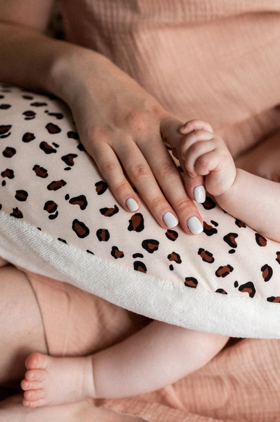 Leopard-print pregnancy and nursing pillow