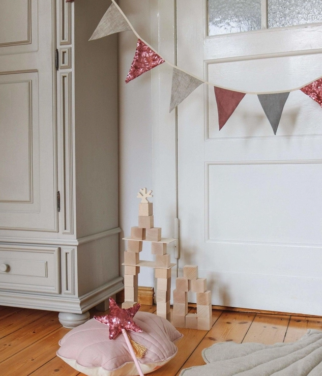 sequined garland